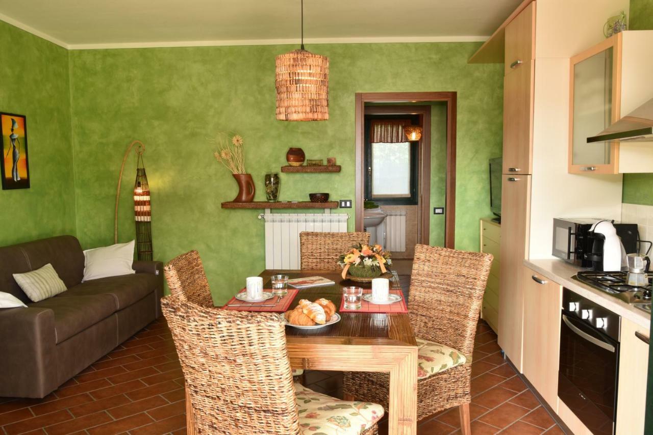 Holiday Apartment Albachiara Tavernola Bergamasca Exterior photo