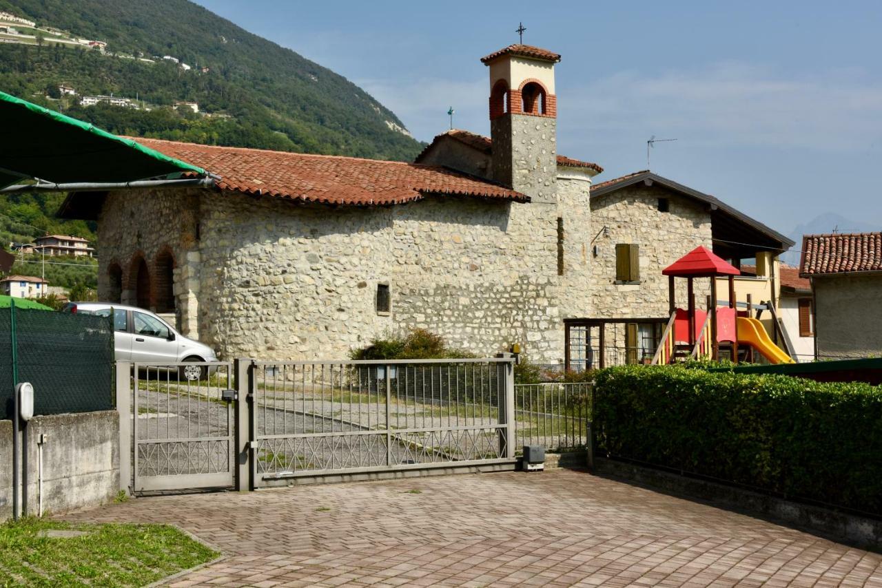 Holiday Apartment Albachiara Tavernola Bergamasca Exterior photo